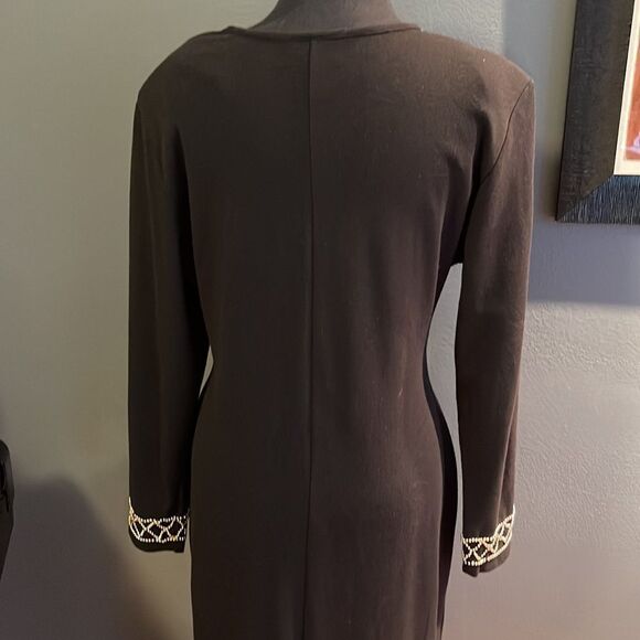 CDC gold bead diamond pattern bodice & cuffs knit maxi. Size 12. - Picture 7 of 9